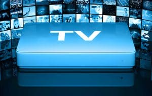 Boitier IPTV avec télécommande et logo EURO IPTV