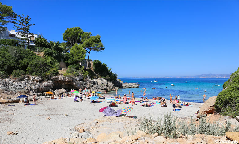 Cala Mosques