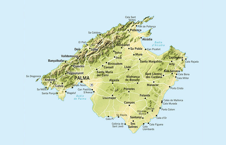 Detailed map of Mallorca with all holiday resorts, beaches, attractions and roads