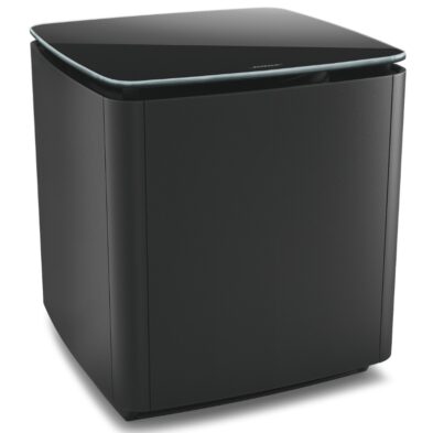 Bose bass module 700 i sort front skrå fra siden