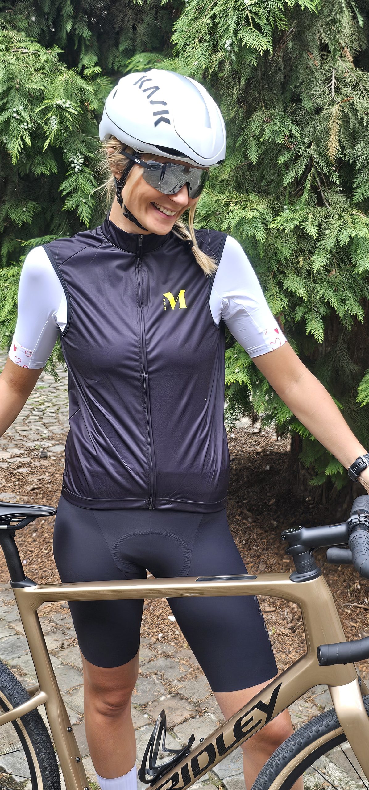 MOOV360-Gilet-Coupe-vent-Front