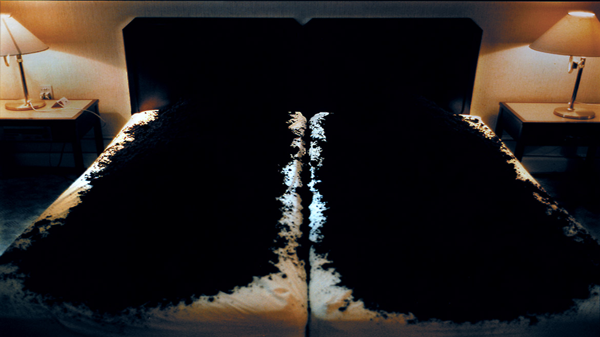 installations view_cocoon_double bed