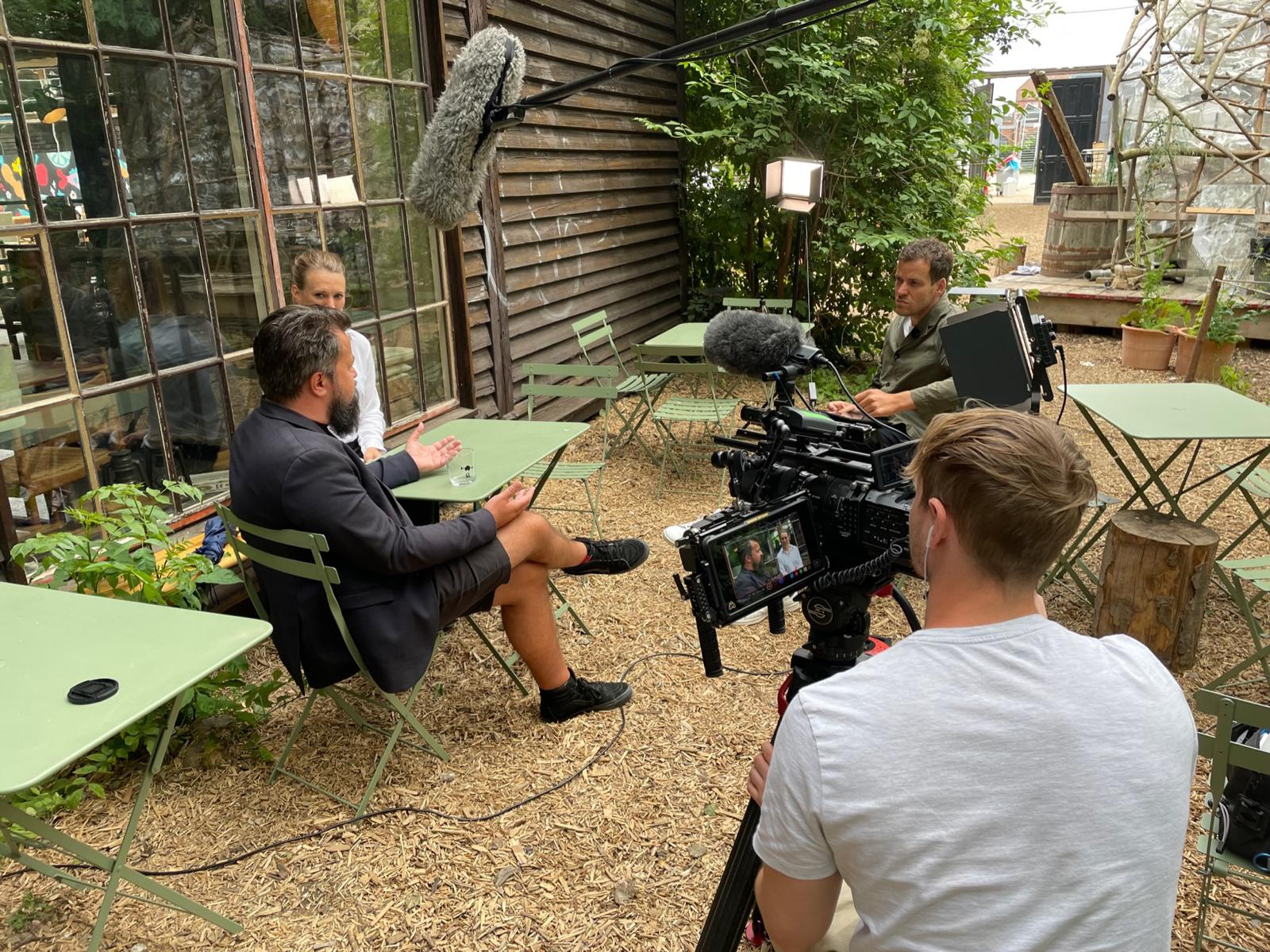 4V Films behind the scenes