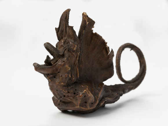 Rog gevouwen in de vorm van een draak, naturalis, Cees de Jonge