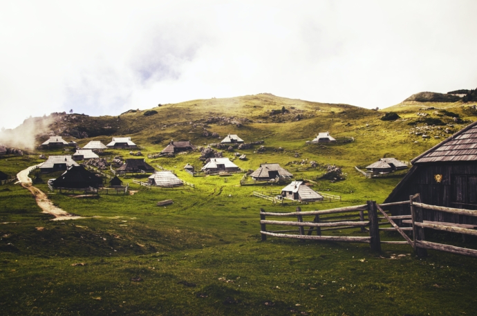 ales-krivec-lf25pgbeizo-unsplash