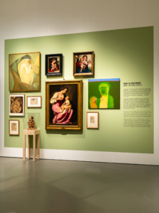 Zaaloverzicht tentoonstelling