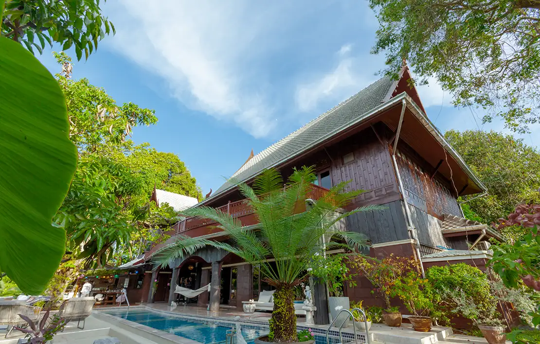 For Sale: Rosewood River House