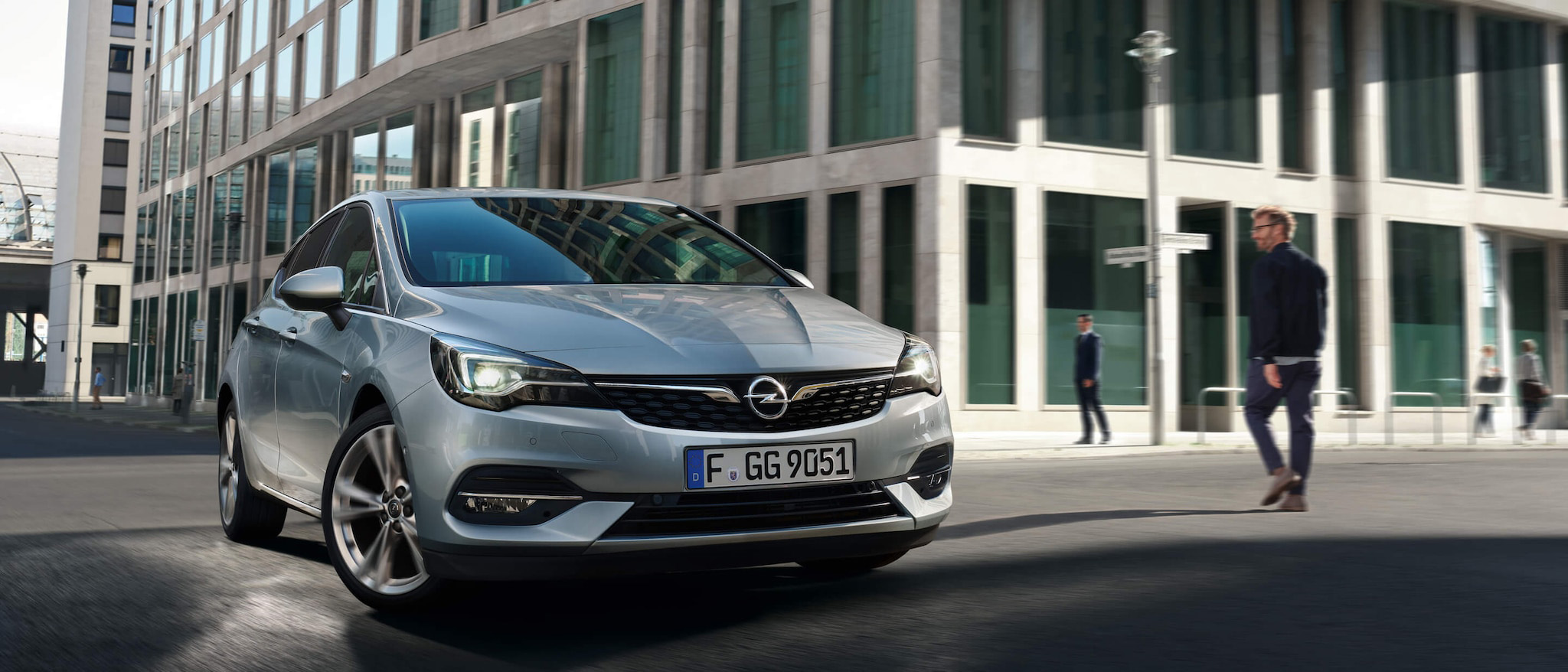 Mobil_Opel_Astra_Hatchback_Exterior_21x9_as20_e01_360
