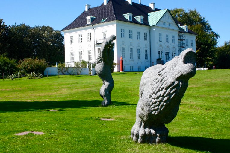 Mindeparken og Marselisborg slot - byvandring