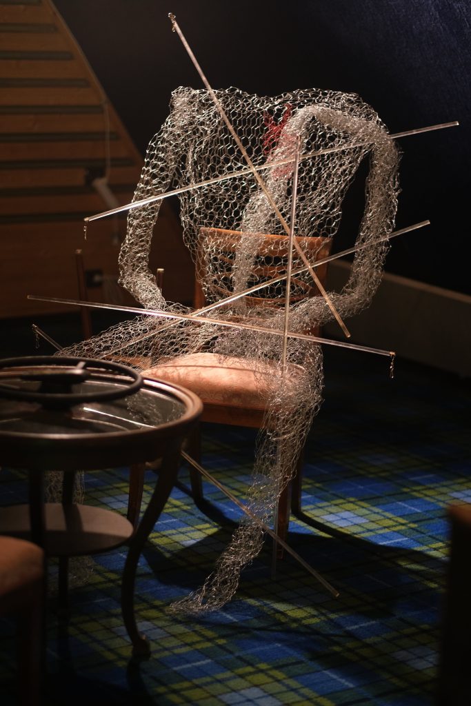 SILENT MEETING An Installation Series by Aaron Belvan