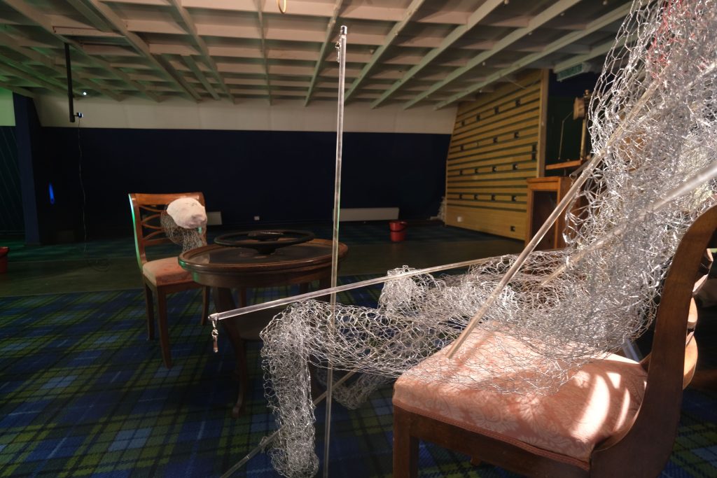 SILENT MEETING An Installation Series by Aaron Belvan