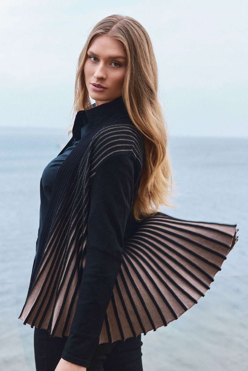 28.9.cardigan