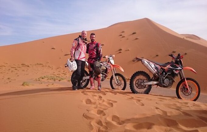 tours ktm in the dunes