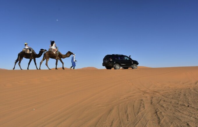 dune bashing 4x4