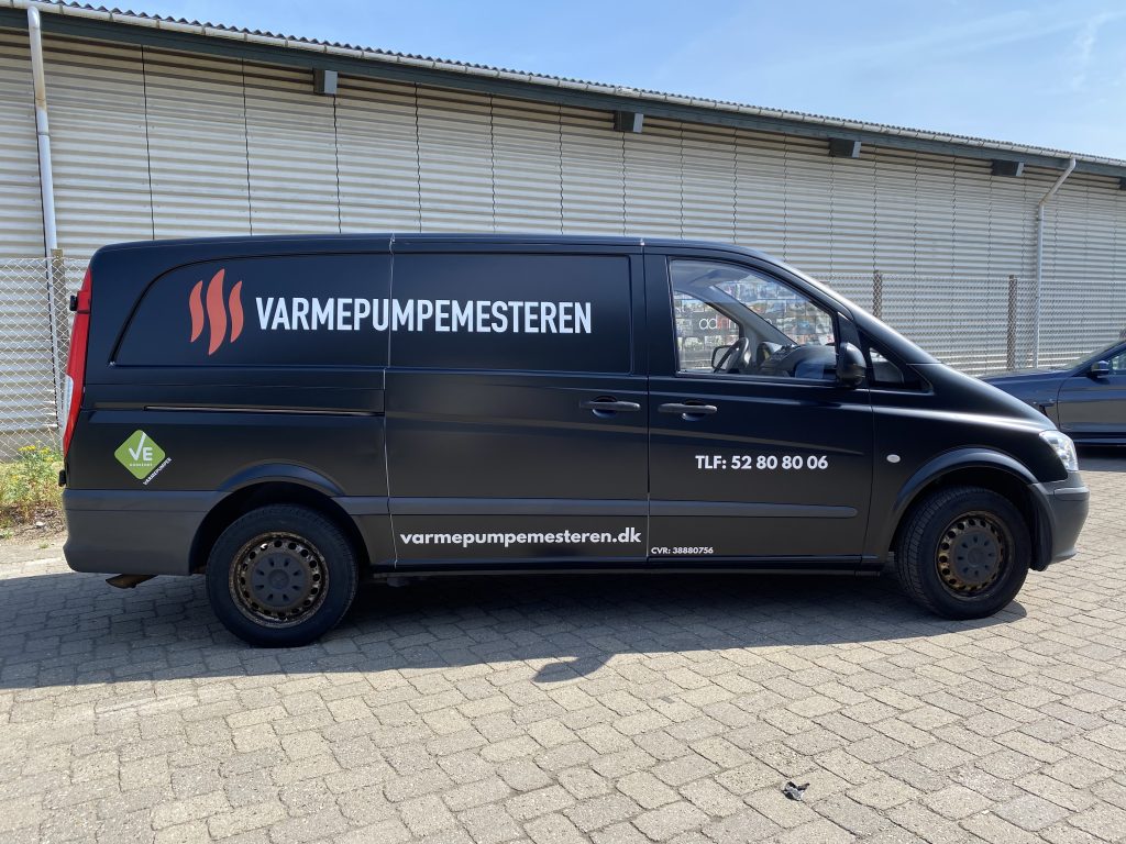 bilreklame-fuldinpakning-med-folie-mercedes-vito1