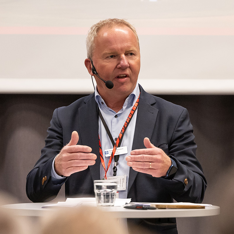 framtiden-bygger-vi-tillsammans-hlin-ekeroth