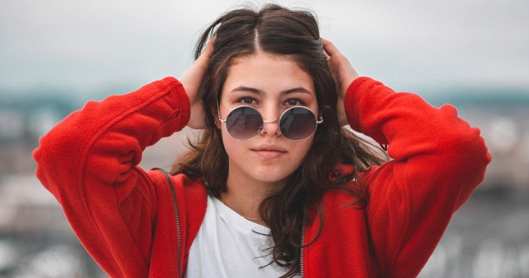 Lire la suite à propos de l’article Tips for picking the Perfect Sunglasses for your hair and face shape