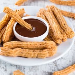 churros bagt i airfryer opskrift med chokolade