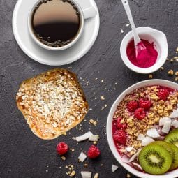 Müsliboller i airfryer er det perfekte mellemmåltid eller som morgenmad med fibre og Müsli