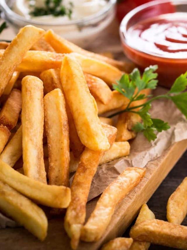 Pomfritter i Airfryer med dip og toppings