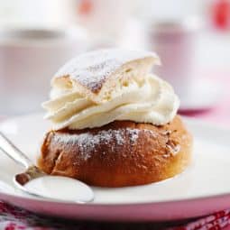 Semla i airfryer med creme