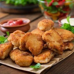 kyllinge nuggets stegt og lavet i airfryer