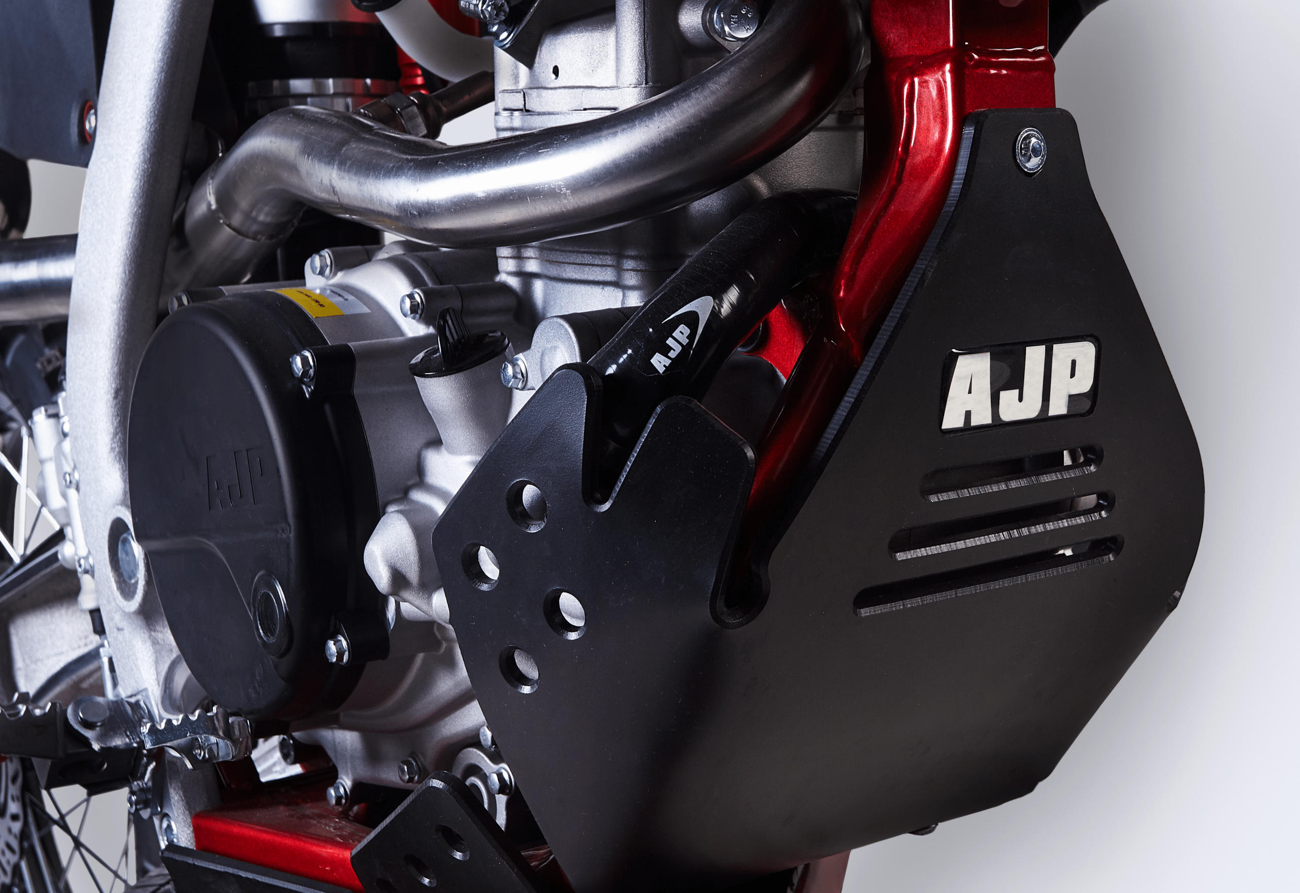 AJP SPR 250 Supermoto Engine carter
