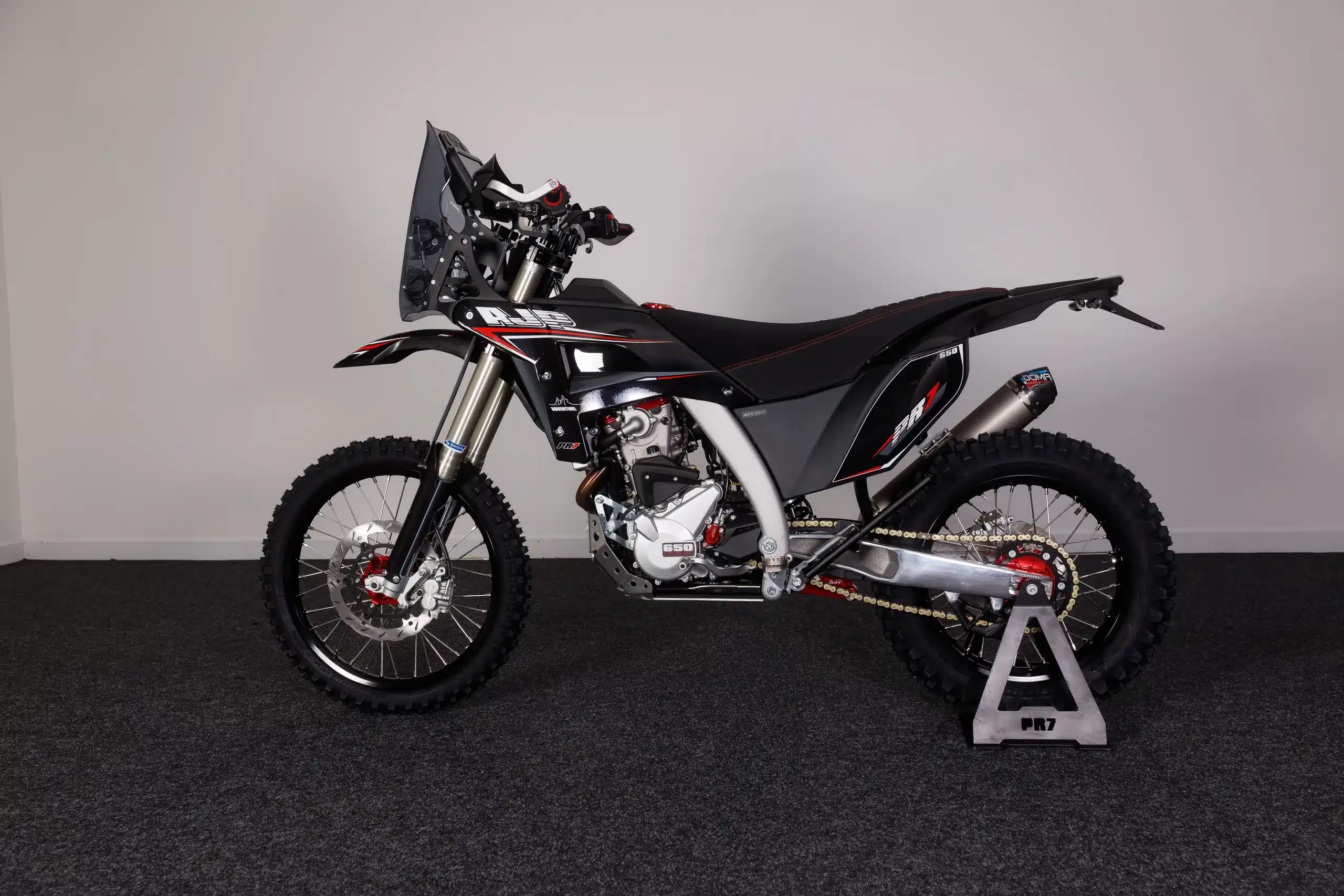 PR7 Black left side