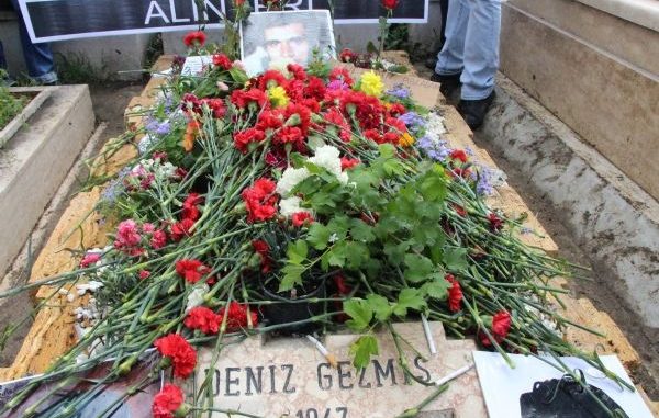 DAB devrimci Aleviler birligi Alevi bektasi kizilbas pir sultan cem cemevi deniz gezmis mezar