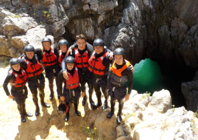 Cliff jumping Algarve