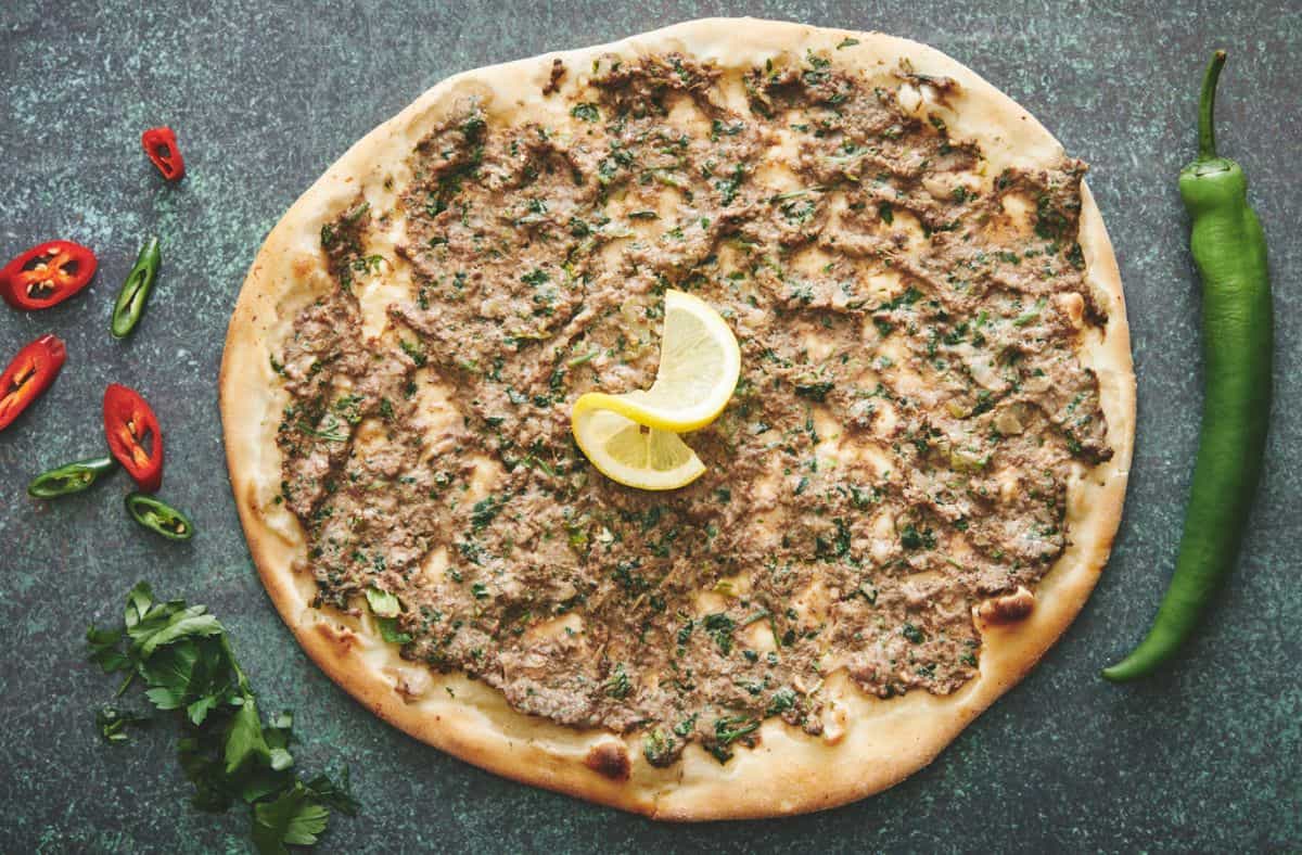 Manaish med kafta