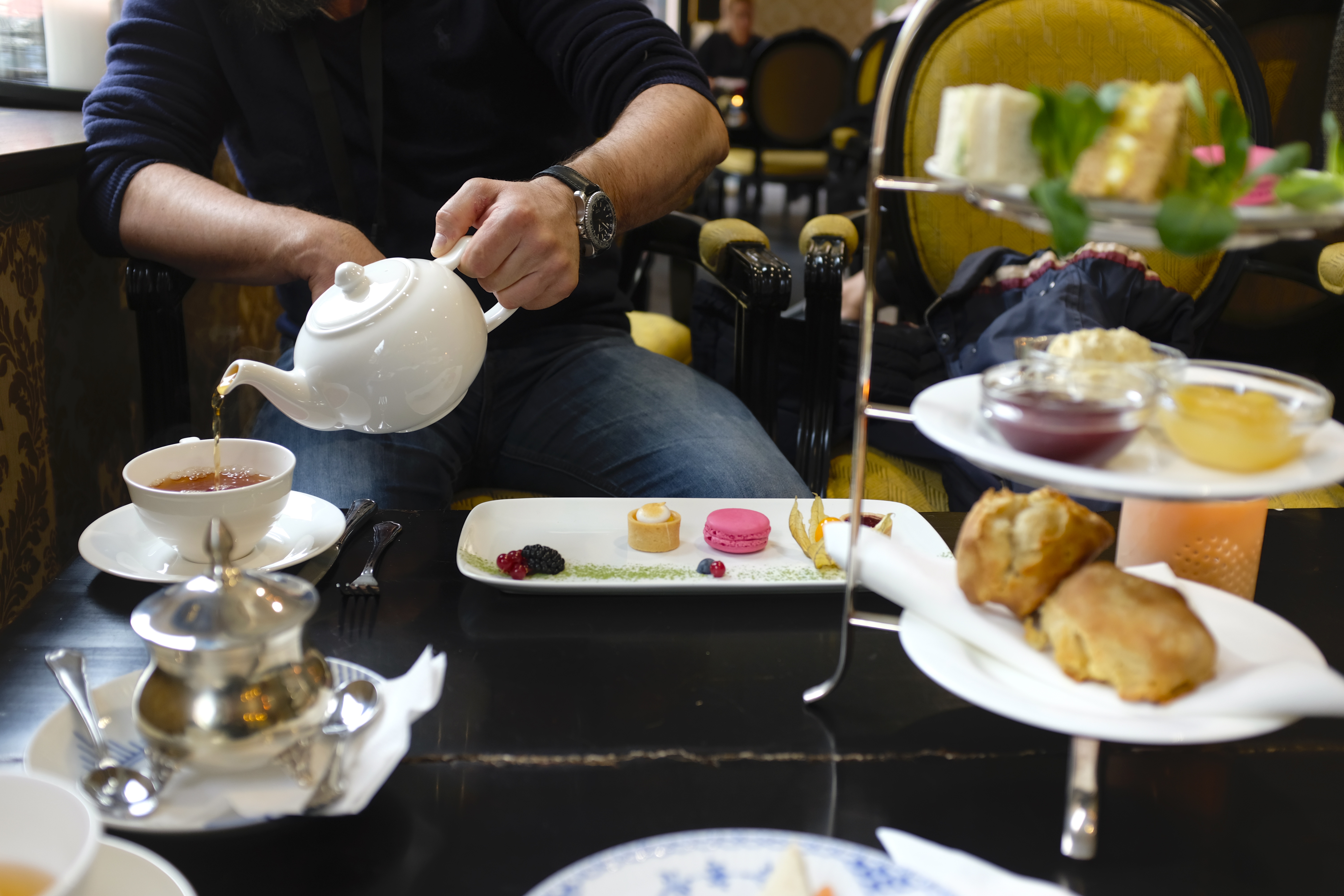 Kafé-tips i Nydelig afternoon tea og lunsj hos Perchs rett ved Karl Johan - de har en flott gavebutikk - ALLTID REISEKLAR