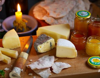 Ostbricka med honung | ALLT OM HONUNG