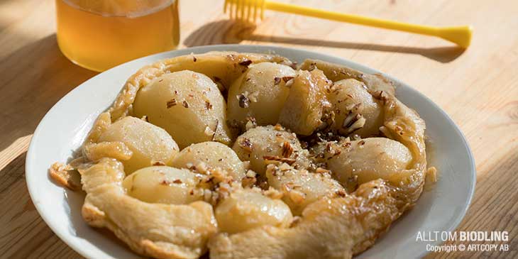 Tarte tatin med päron och honung