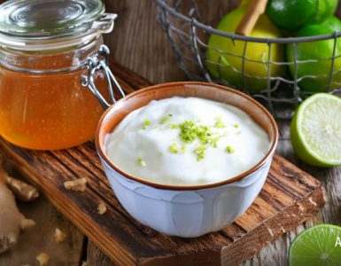 Yoghurtsås med honung, ingefära och lime | ALLT OM HONUNG