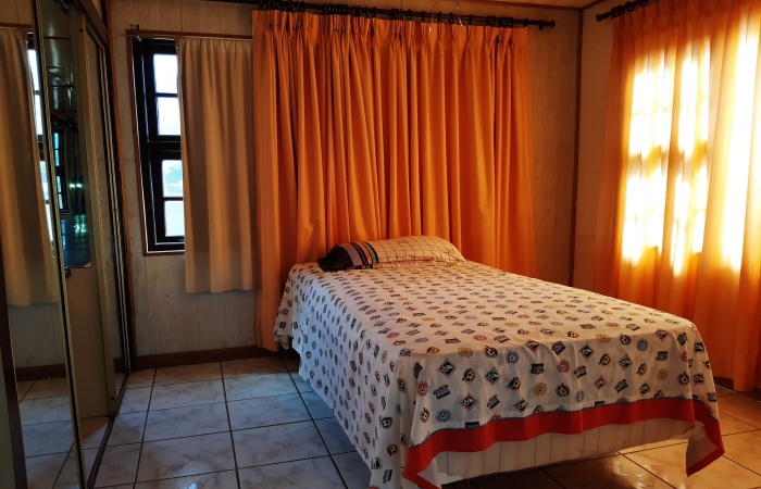 Sta Cruz 242, 3 Bedrooms Bedrooms, ,1.5 BathroomsBathrooms,House,For Sale,Sta Cruz,1334