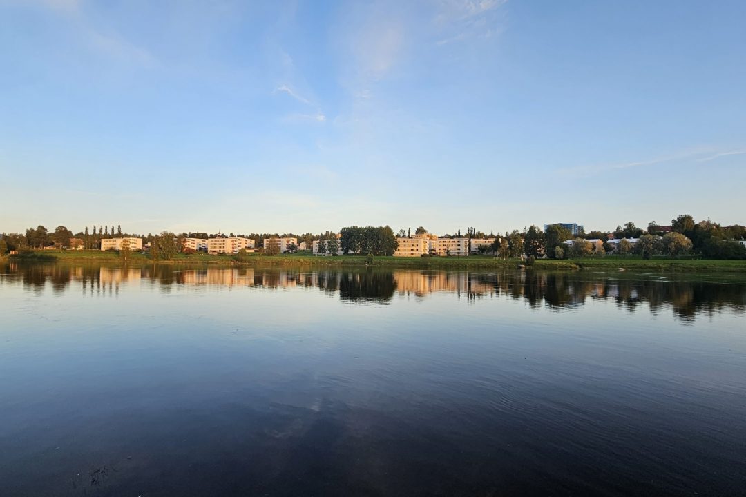 20230906_Älvtorpet från älven