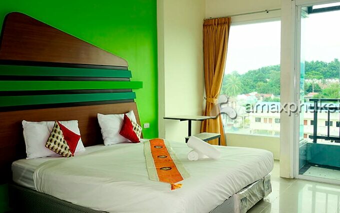 60+ Keys Hotel In Phuket Town For Sale