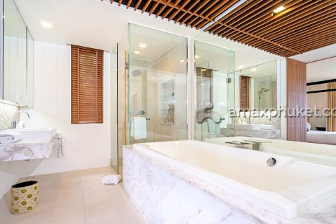 18-4-condo-for-sale-in-kata-phuket-5889