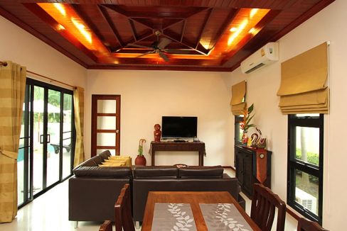 10-elegant-2-bedroom-pool-villa-in-nai-harn-for-rent-6043