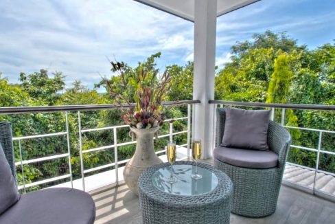 15-4BR-villa-in-rawai-phuket-with-private-pool-for-sale-6039