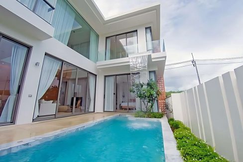 Luxury 3-Bedroom Villa with Private Pool for Rent in Si Sunthon, Phuket