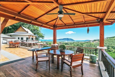 03-luxurious-sea-view-villa-for-sale-in-rawai-v0087