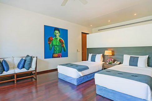 22-5-bedroom-villa-with-private-pool-and-tropical-gardens-in-layan-for-rent-v0066r