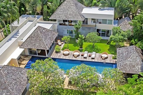24-5-bedroom-villa-with-private-pool-and-tropical-gardens-in-layan-for-rent-v0066r