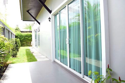 19-pool-villa-for-rent-in-choeng-thale-phuket-v0140r