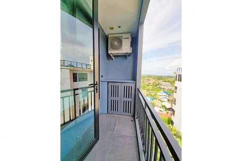 06-stylish-studio-condo-for-sale-walking-distance-to-nai-harn-beach-in-phuket-c0025