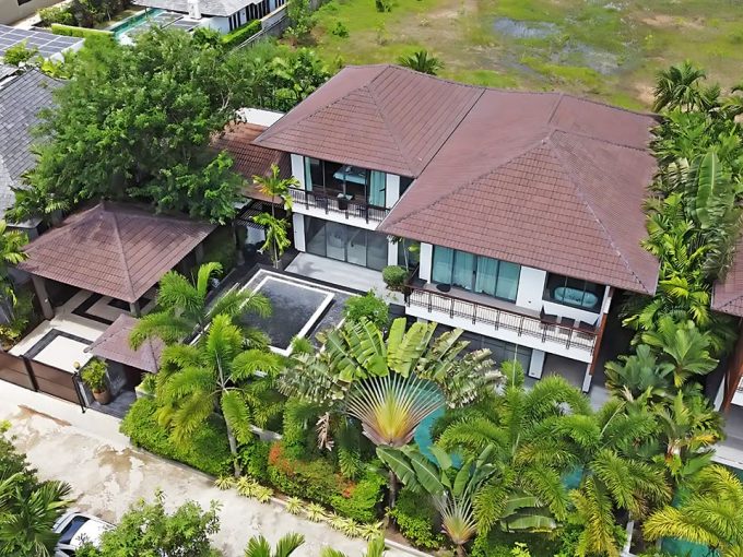 Luxurious 4-Bedroom Villa with Private Pool for Sale in Choeng Thale, Phuket