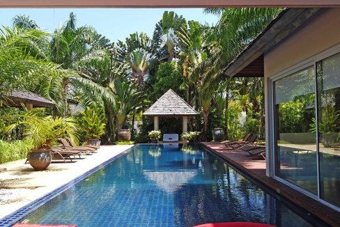 08-luxurious-4-bedroom-pool-villa-for-sale-in-exclusive-layan-estate-phuket-v0230