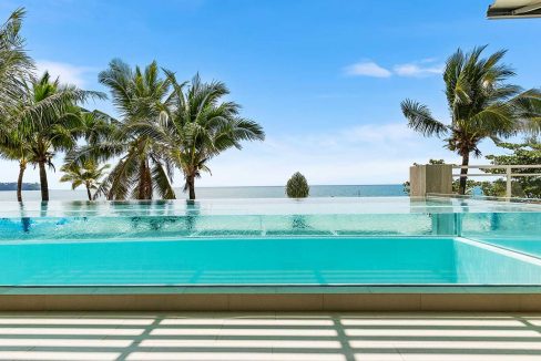 04-luxury-beachfront-apartment-for-sale-in-laguna-phuket-with-stunning-sea-views-c0030